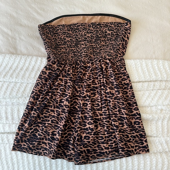 Pink Lilly Strapless Cheetah Skort Romper - Picture 2 of 3